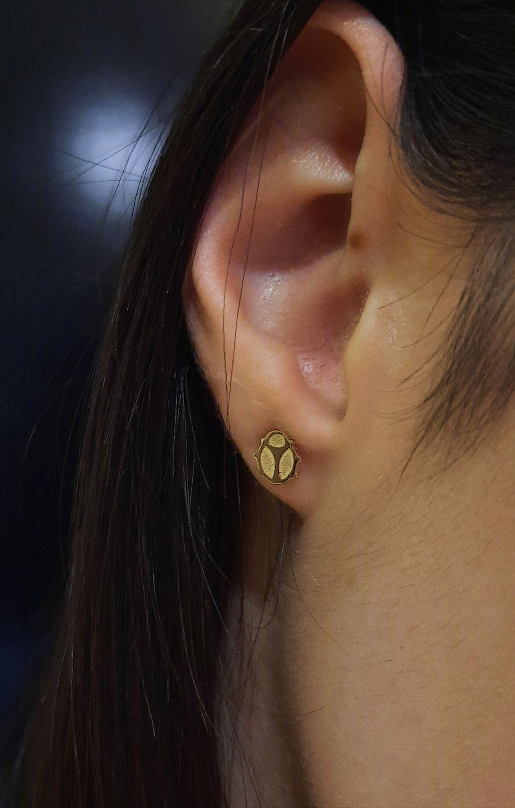 Orecchini in oro cocinella