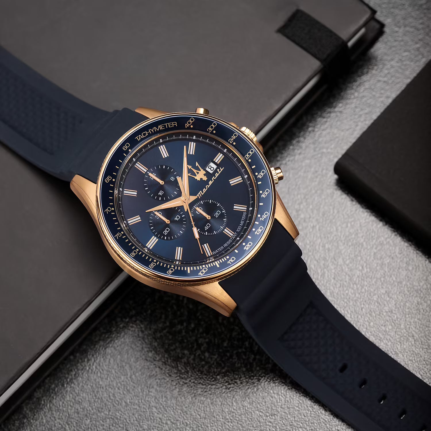 Maserati Sfida – Orologio Uomo Cronografo Blu Cinturino Plastica